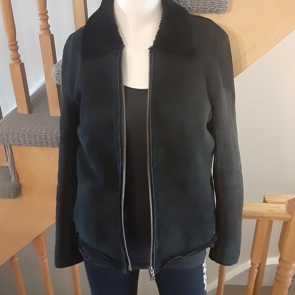 ROOTS- VTG Black Genuine Sheepskin/ Shearling- Women's Small - Picture 1 of 10